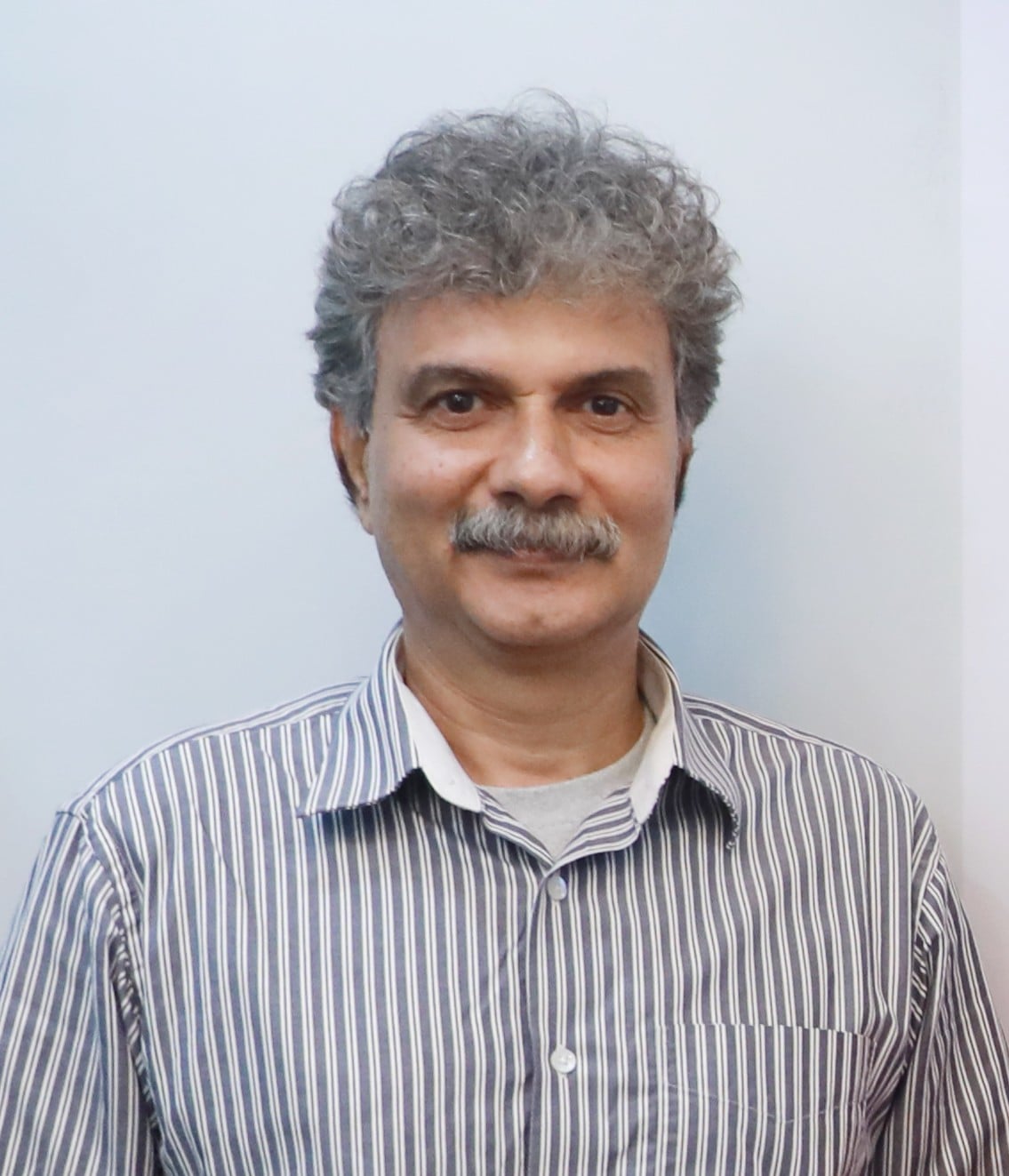 Srini 33